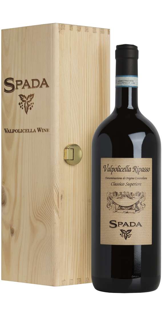 Magnum 1,5 Liters Valpolicella Ripasso in Wooden Box
